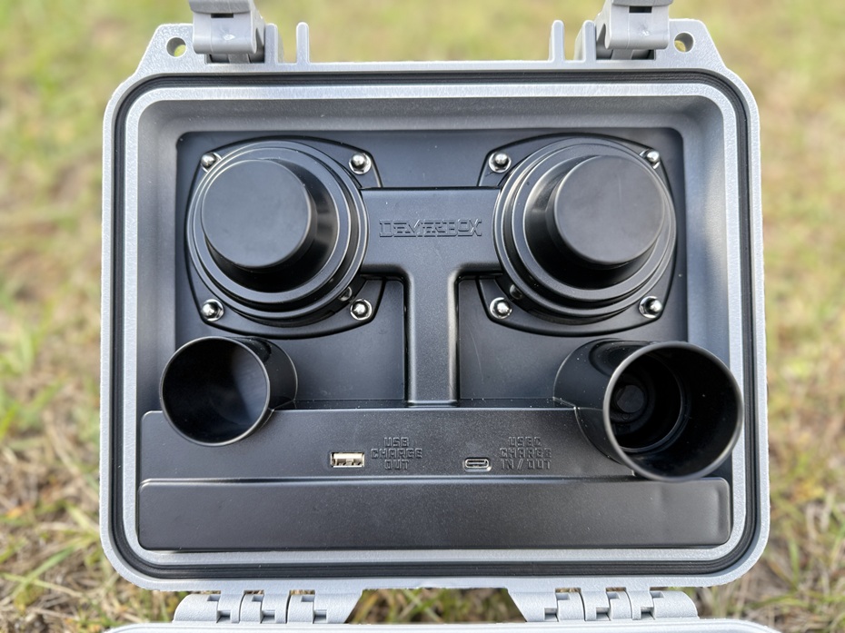 inside view of pelican 1300 case lid