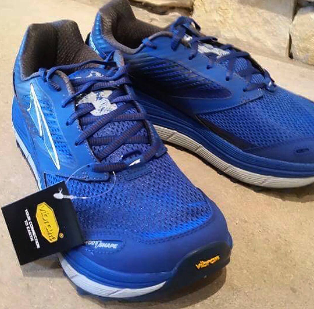 GOING THE DISTANCE IN THE NEW ALTRA OLYMPUS 2.5’S • Spotter Up