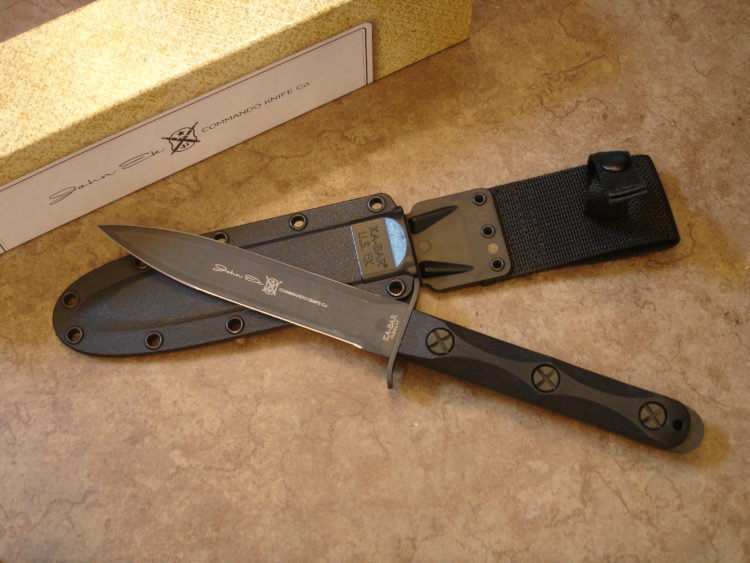 KABAR / Ek Commando Knife Company Model 4 Updated Version of a WWII