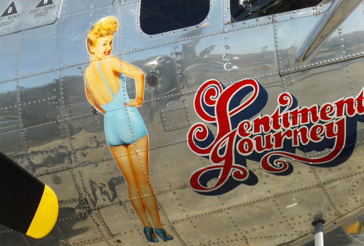A Brief History of Nose Art on Airplanes • Spotter Up