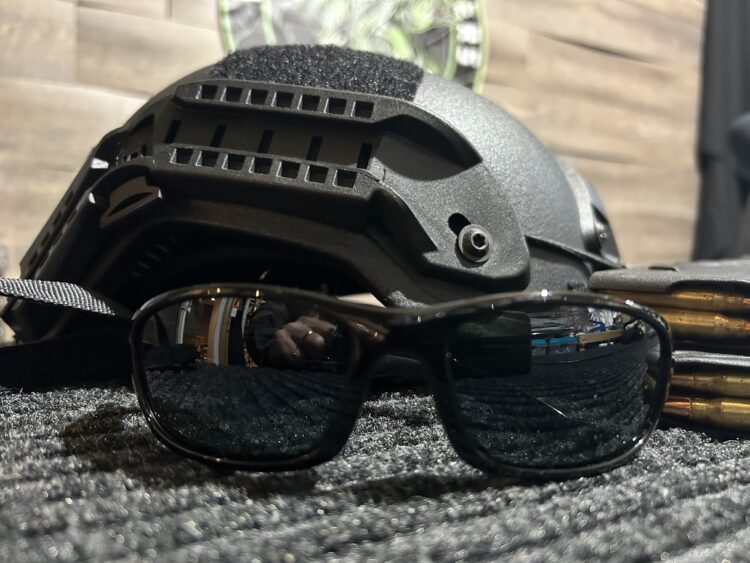 Wiley X P-17 CAPTIVATE Polarized Black Frame Glasses Reviewed • Spotter Up